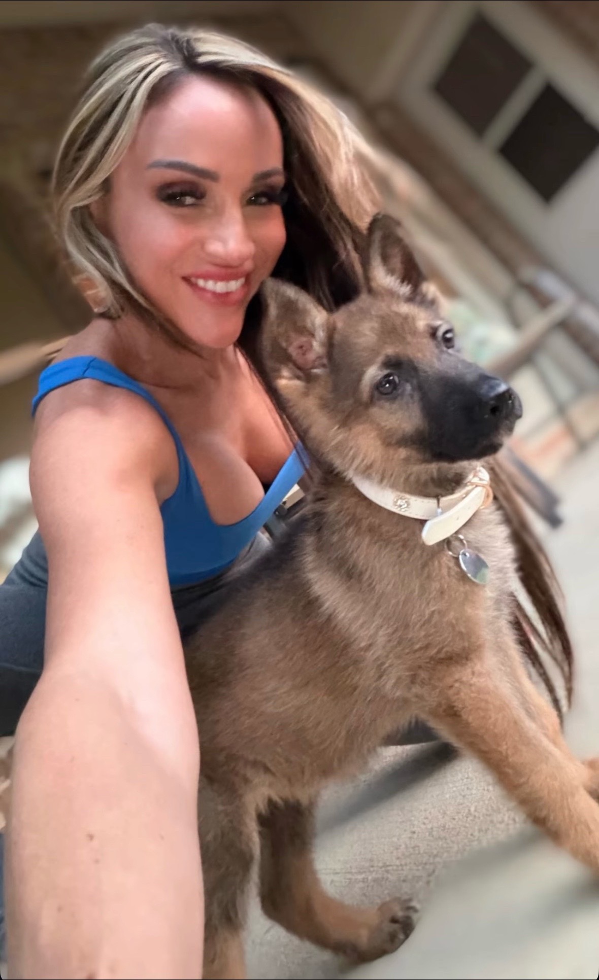 @AlyssiaVera