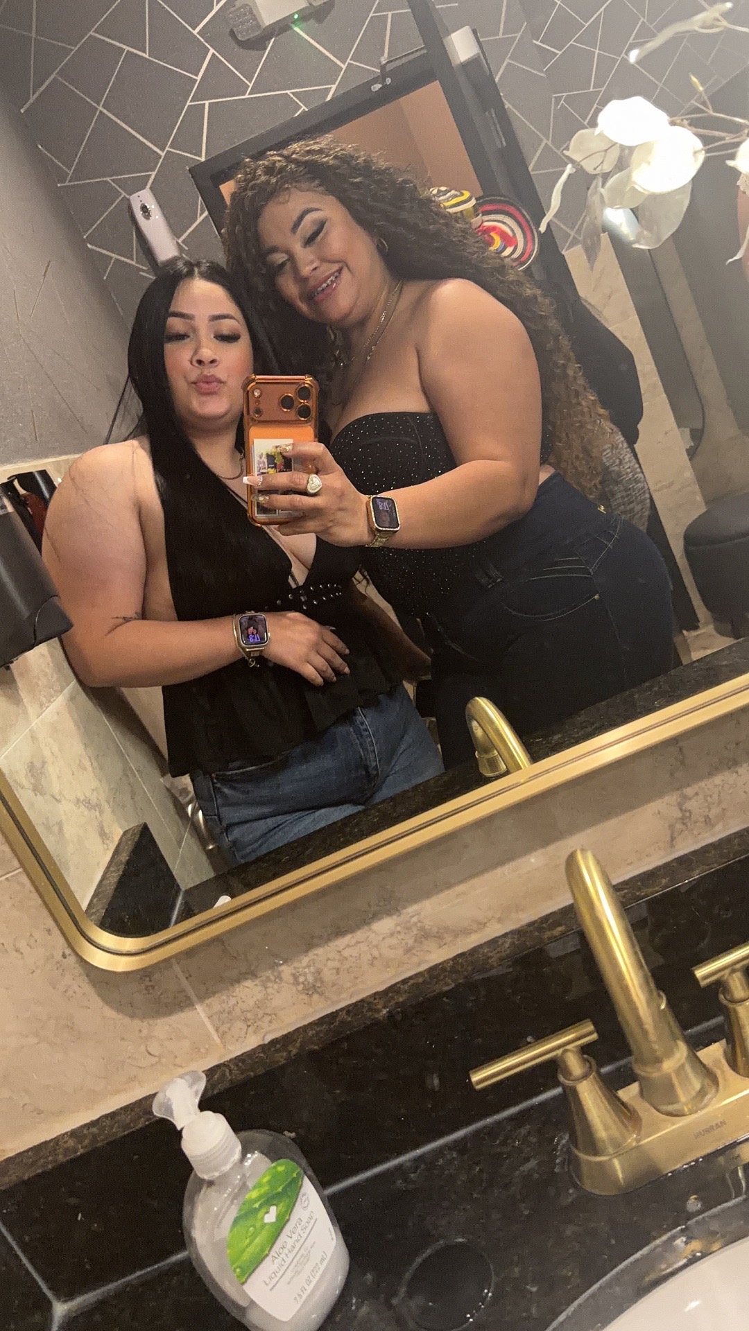 @roxanaj931