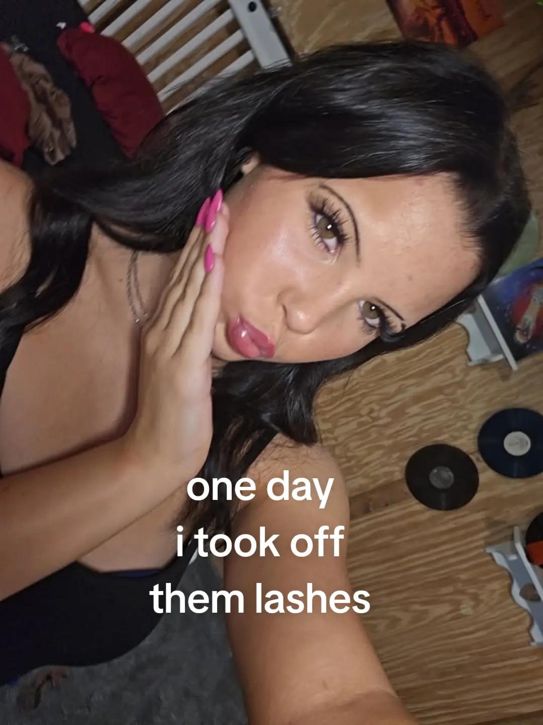@Emily🌺