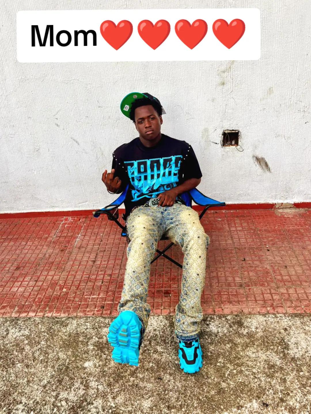 @Black sonsonn🤕🥶🤑💯👉👈
