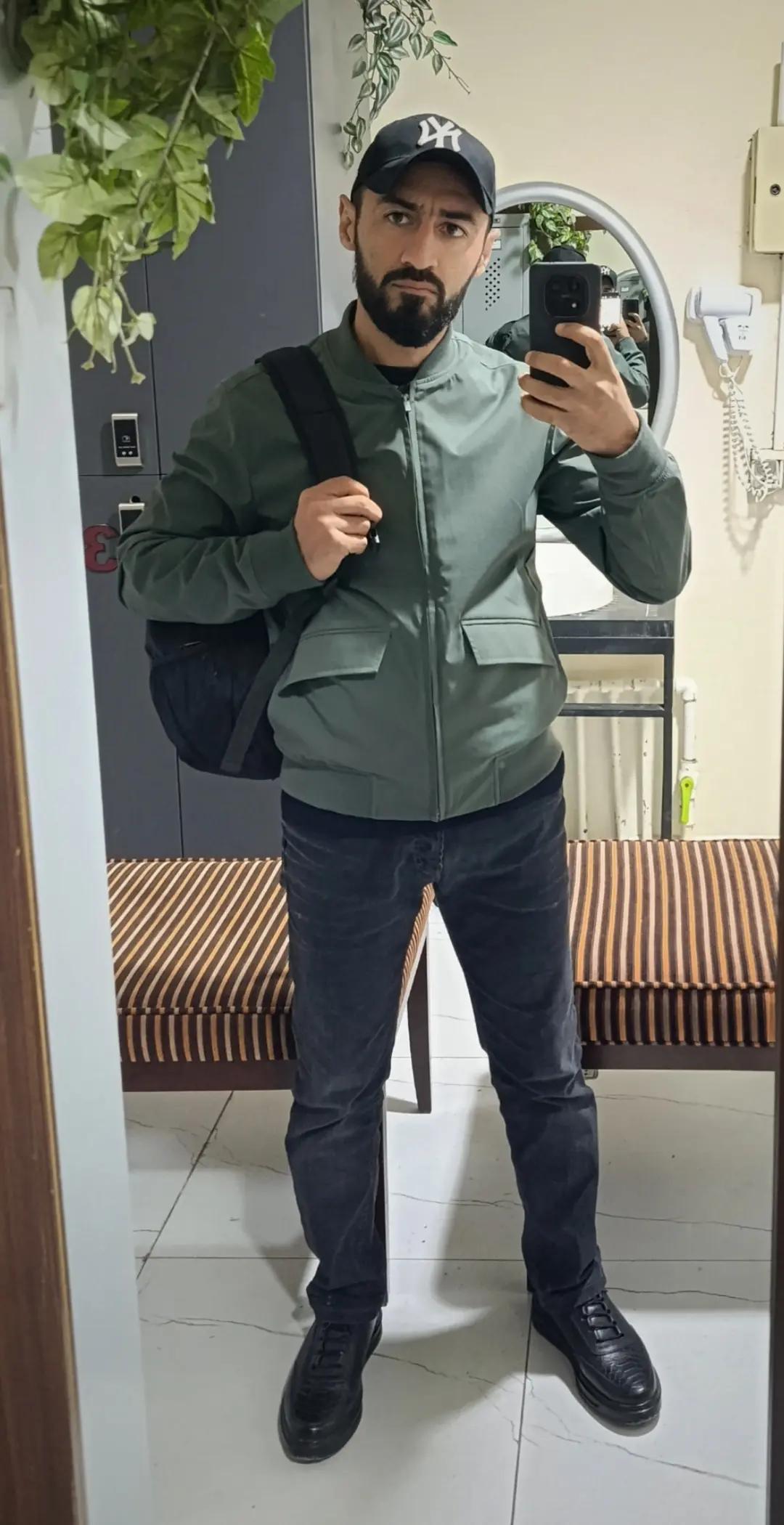 @𝙖𝙣𝙖𝙧_𝙘𝙤𝙢𝙚𝙧𝙙