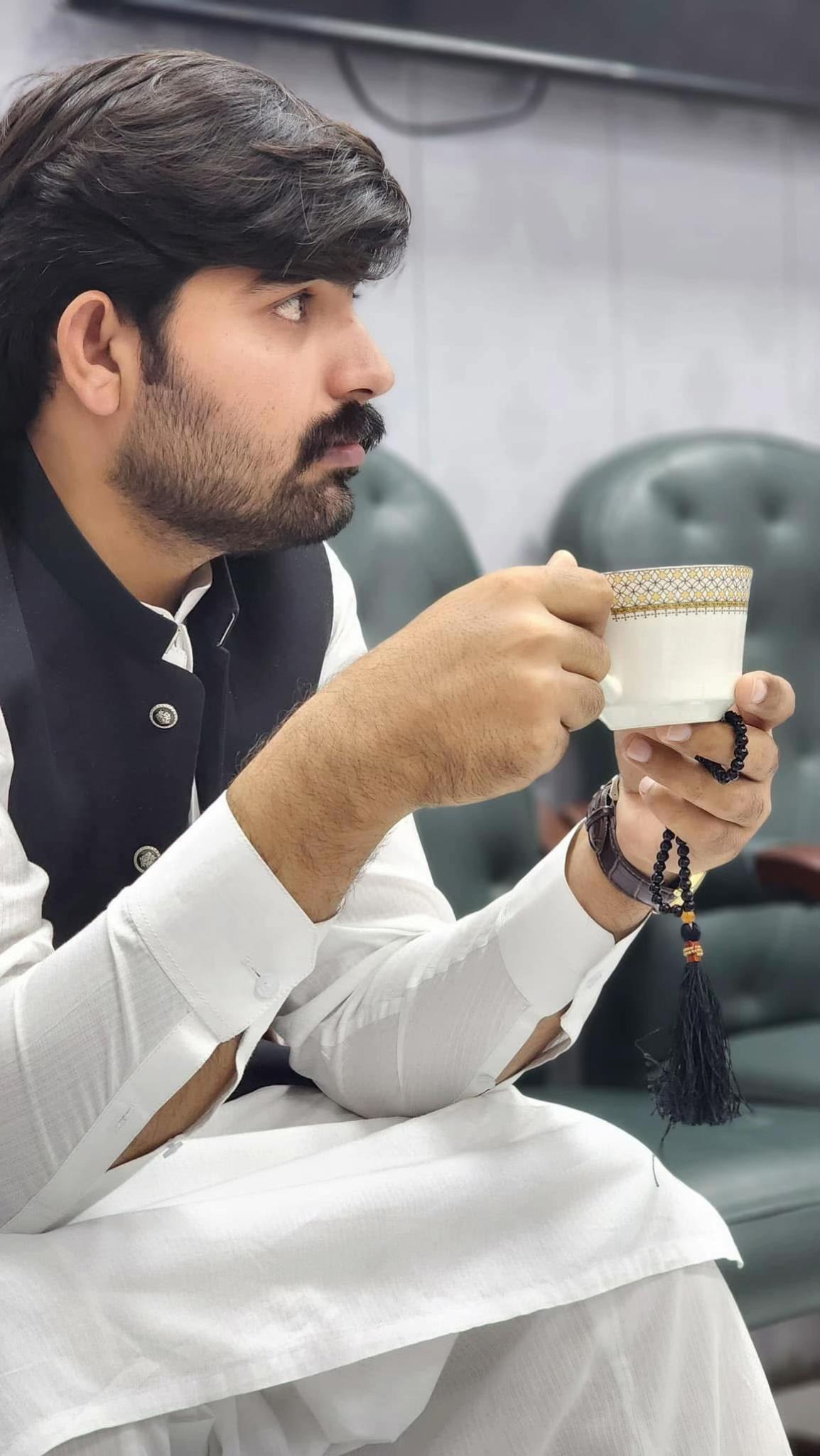 @Hanif Dawar