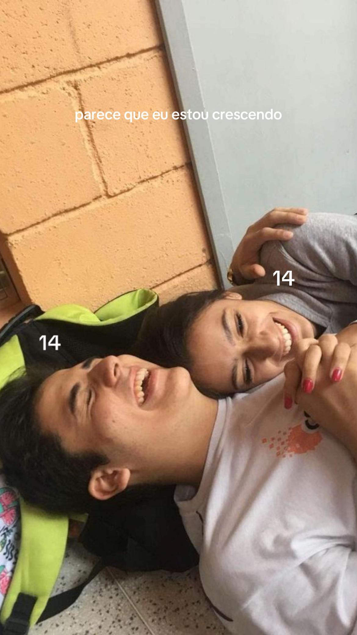 @Ma&iacute;ra Caroline