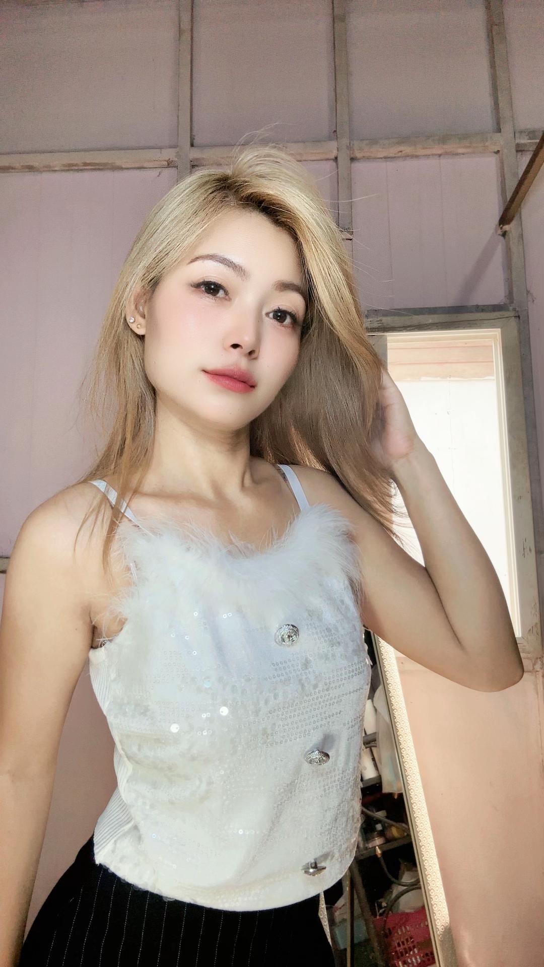 @Phyu