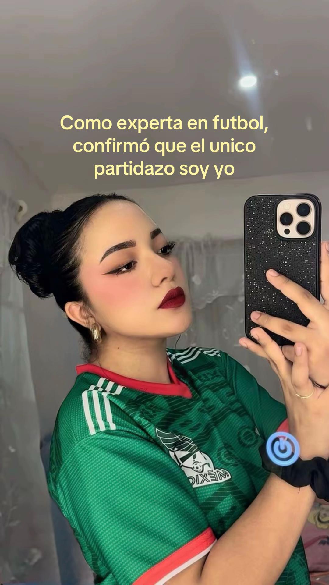 @Itzel 🎀💗
