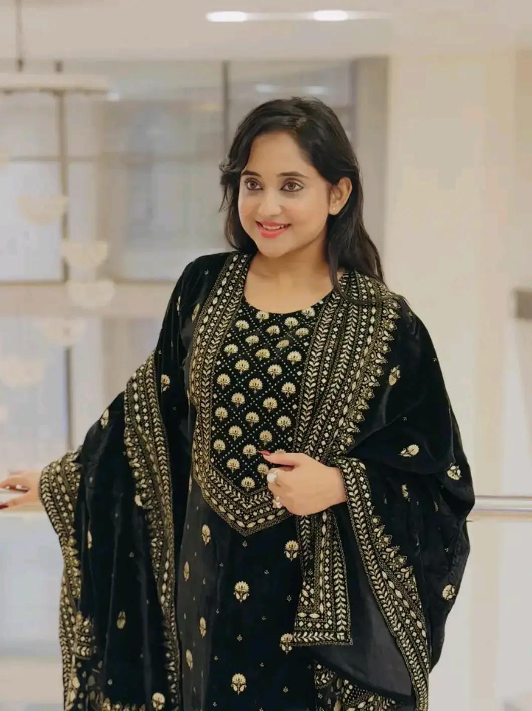 @Soumitrishaofficial
