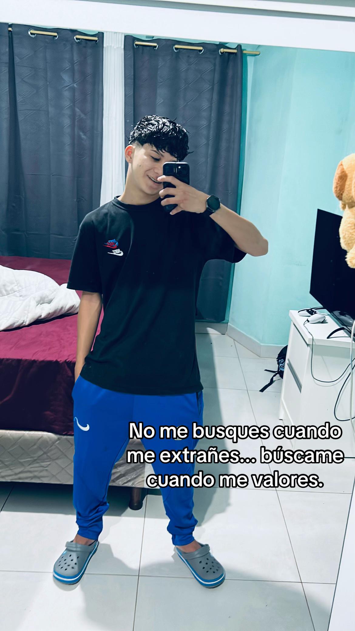 @ᴇʟ ɴᴇɴᴇ ᴅᴇ ᴏʀᴏ