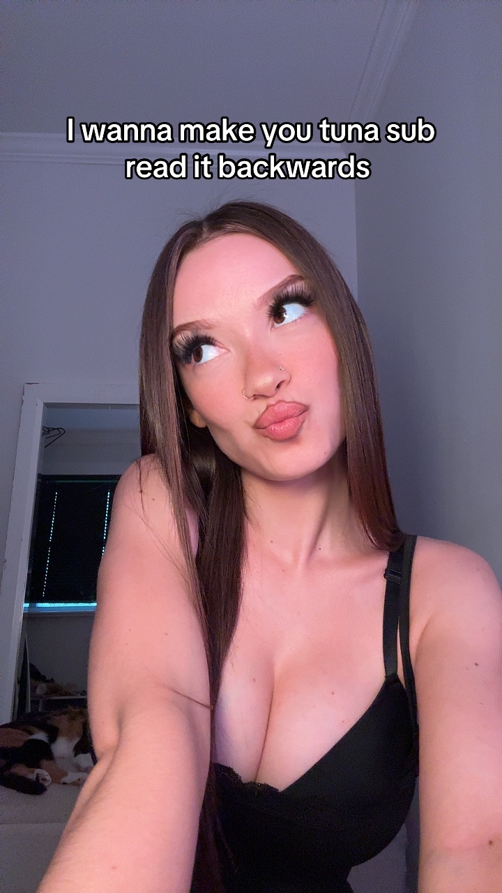@🖤