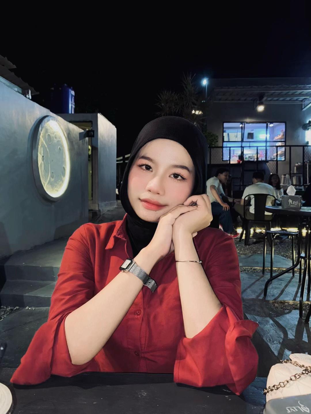 @Panggil Desy Aja
