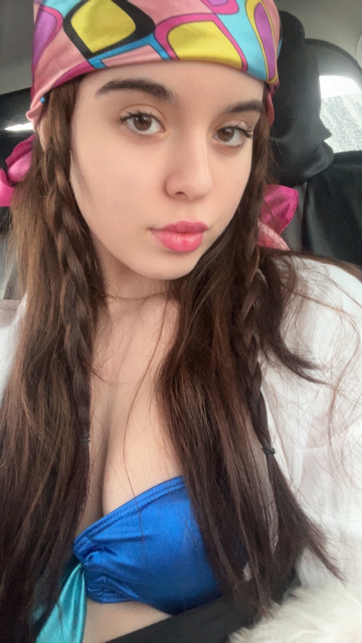 @Niki💕