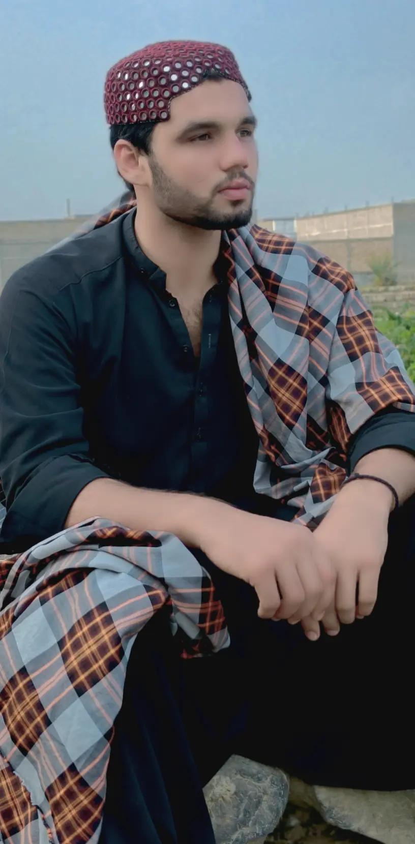 @💫عمیر خان 💫