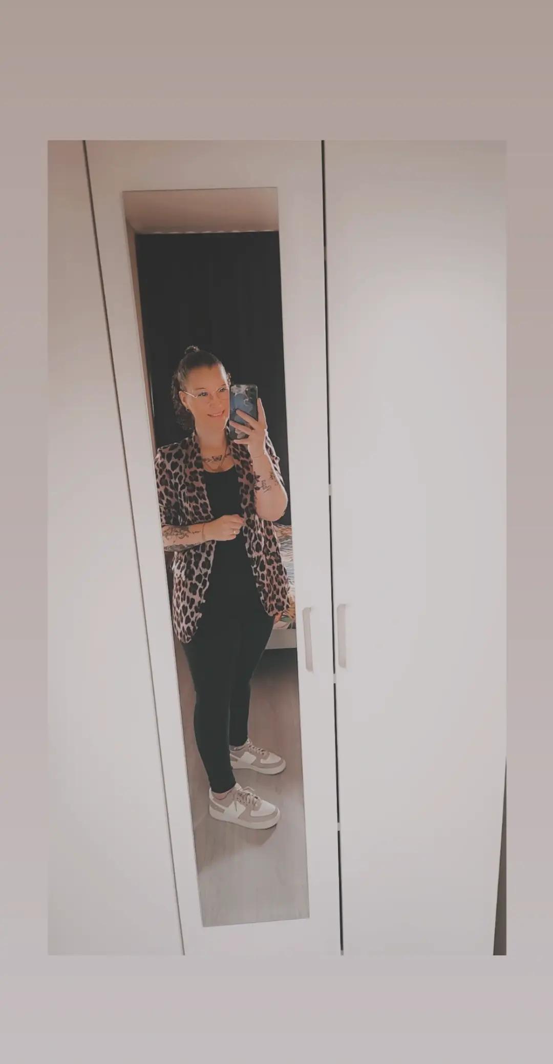 @𝕬𝖓𝖉𝖗𝖊𝖆 | 𝕸𝖔𝖒𝖔𝖋𝟐 |