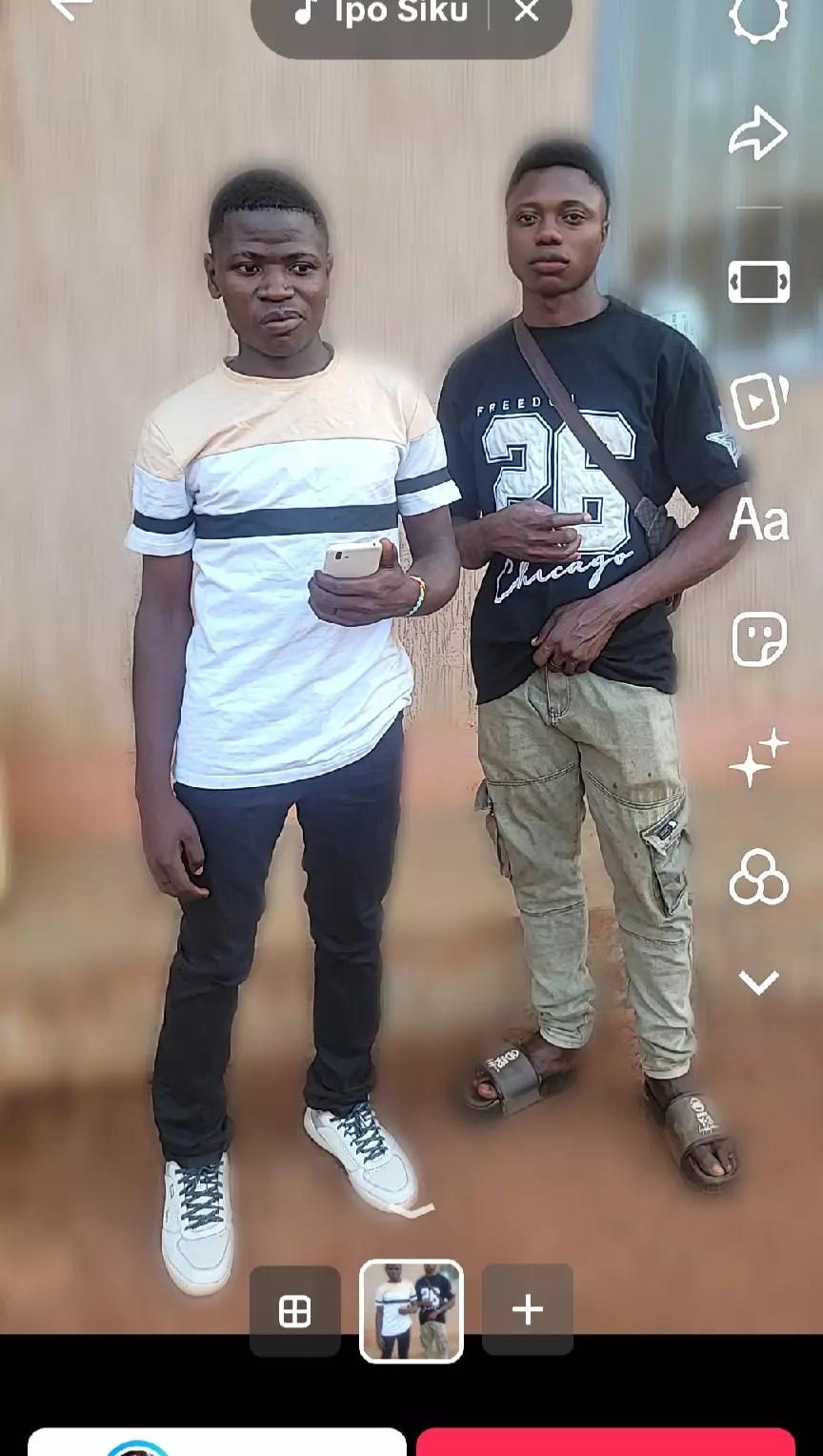@DNK