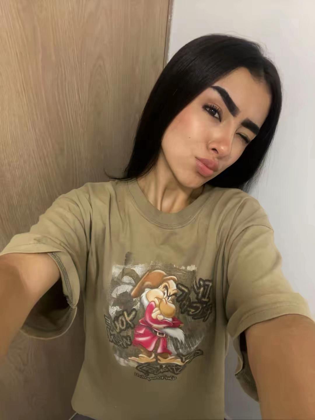 @𝒸𝒶𝓁𝓁𝓂𝑒𝓌𝑒𝓃𝒹𝓎 💋