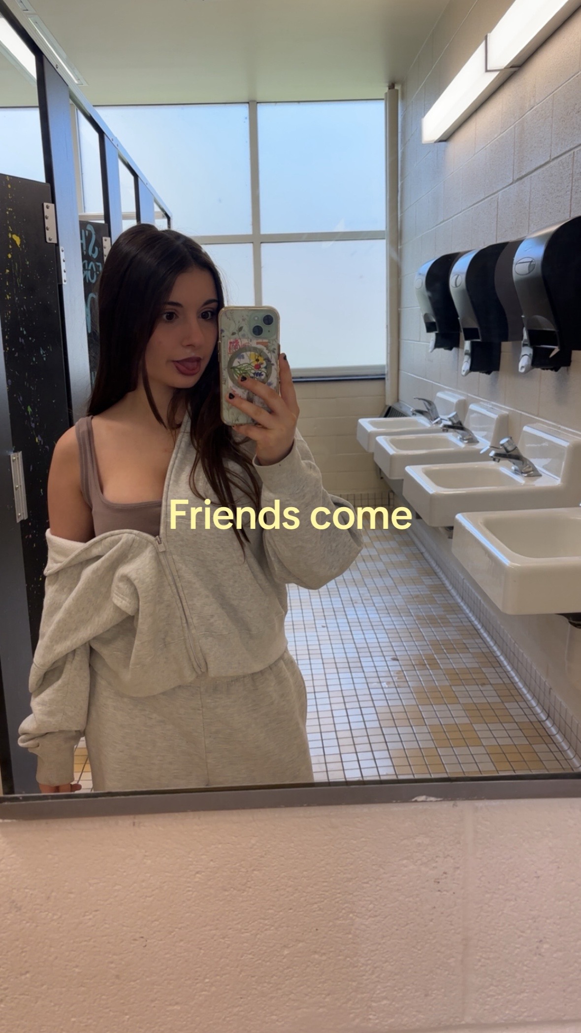 @bella