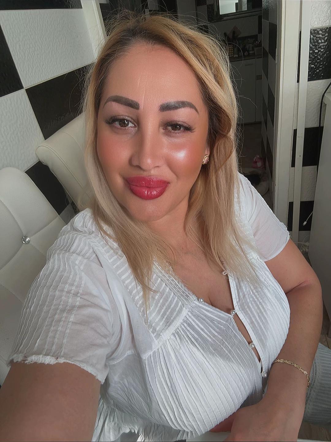 @Edina Rubina Vince