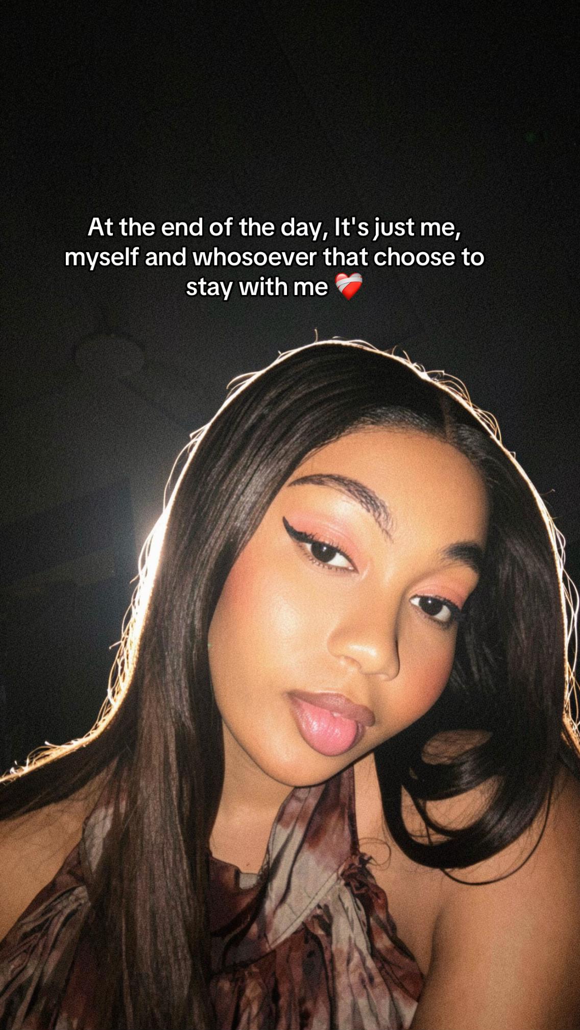 @Phoebe ᥫ᭡&bull;