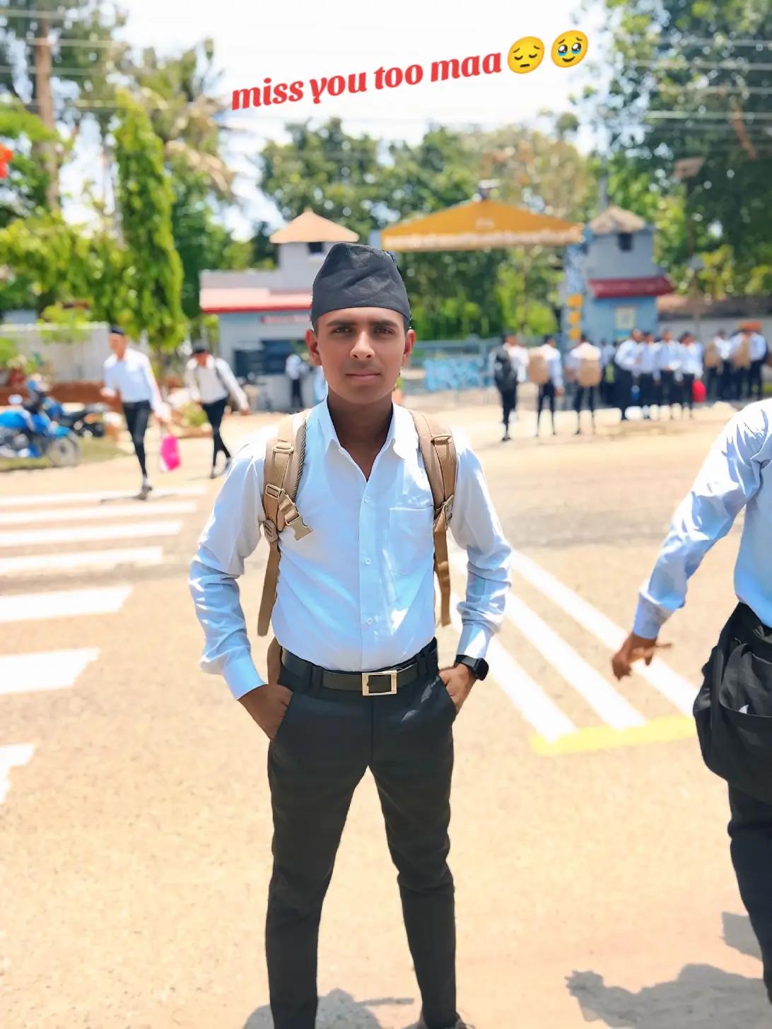 @👉⚔️: LAHURE BOY🇳🇵👈