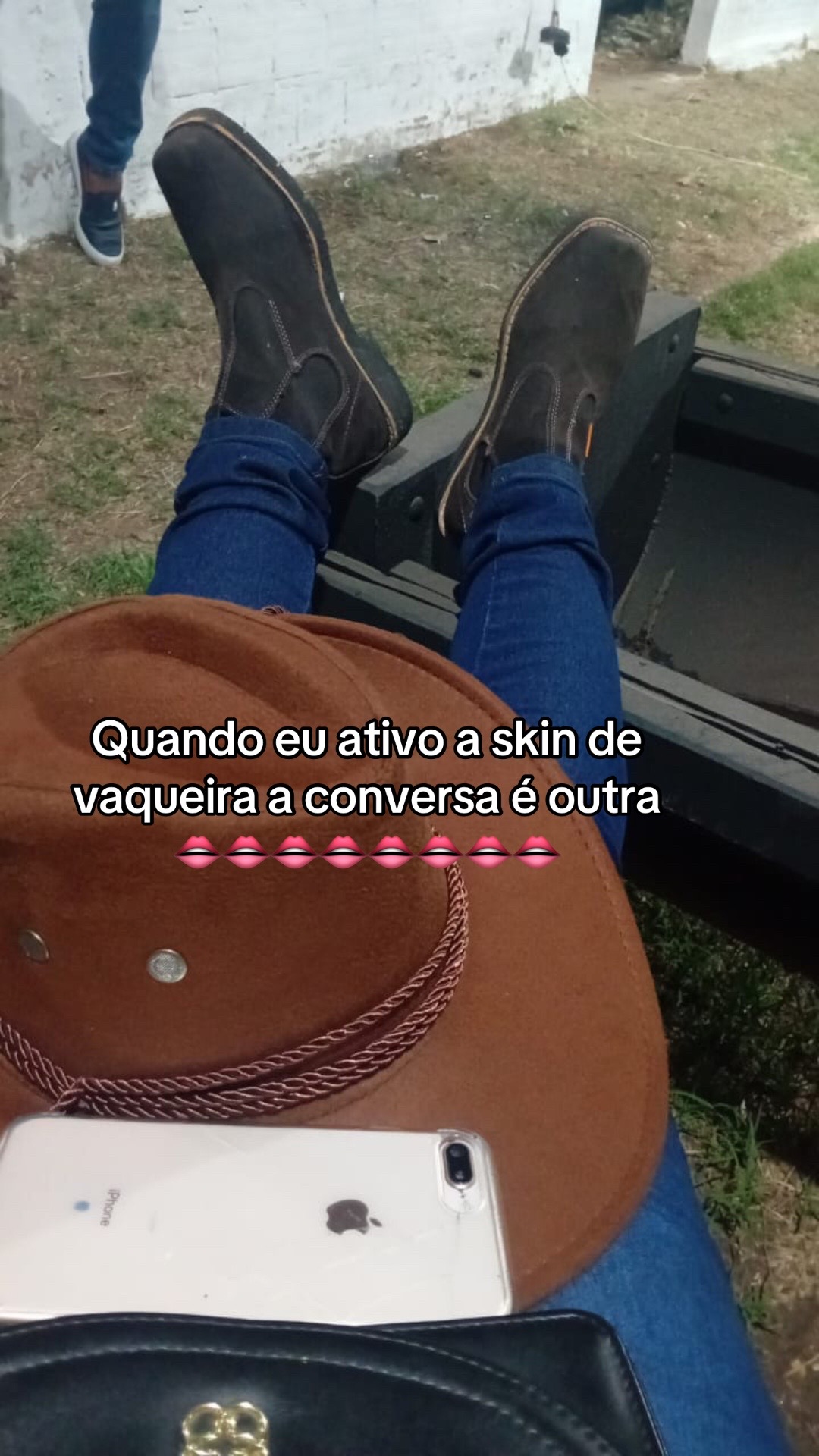 @elinny_cristiane