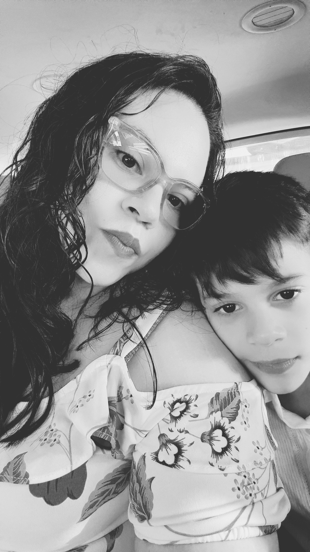 @Yizel_Chaires❤️🩹
