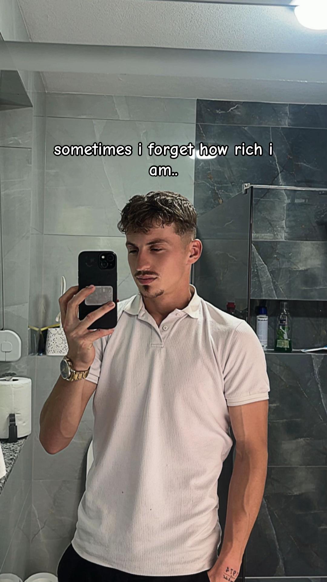 @shrouddi