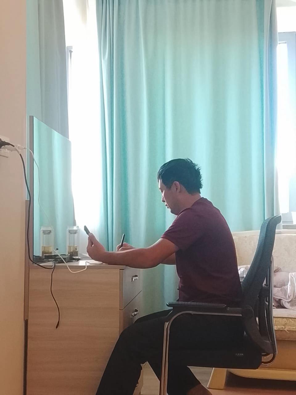 @🇰🇬 001
