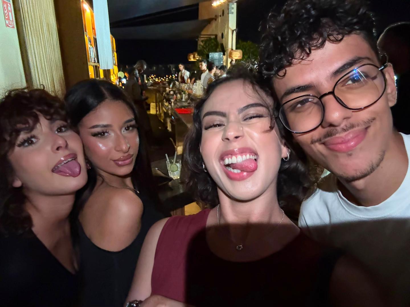 @Sabrina