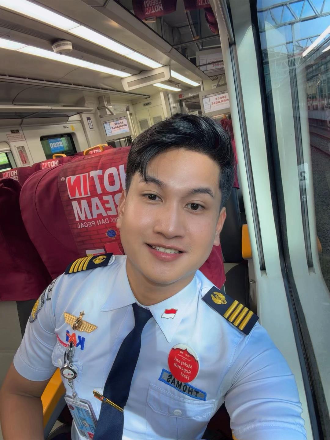 @Thomas Supir Thomas 🚇