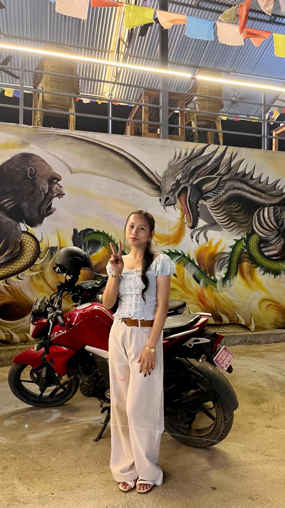@Aayushapari🤪