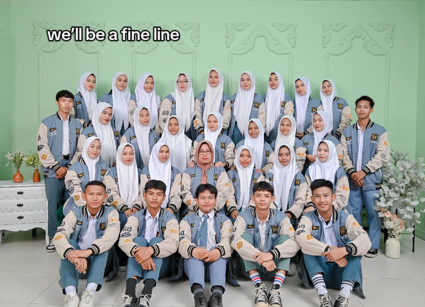 @XII MIPA 1 udh lulus