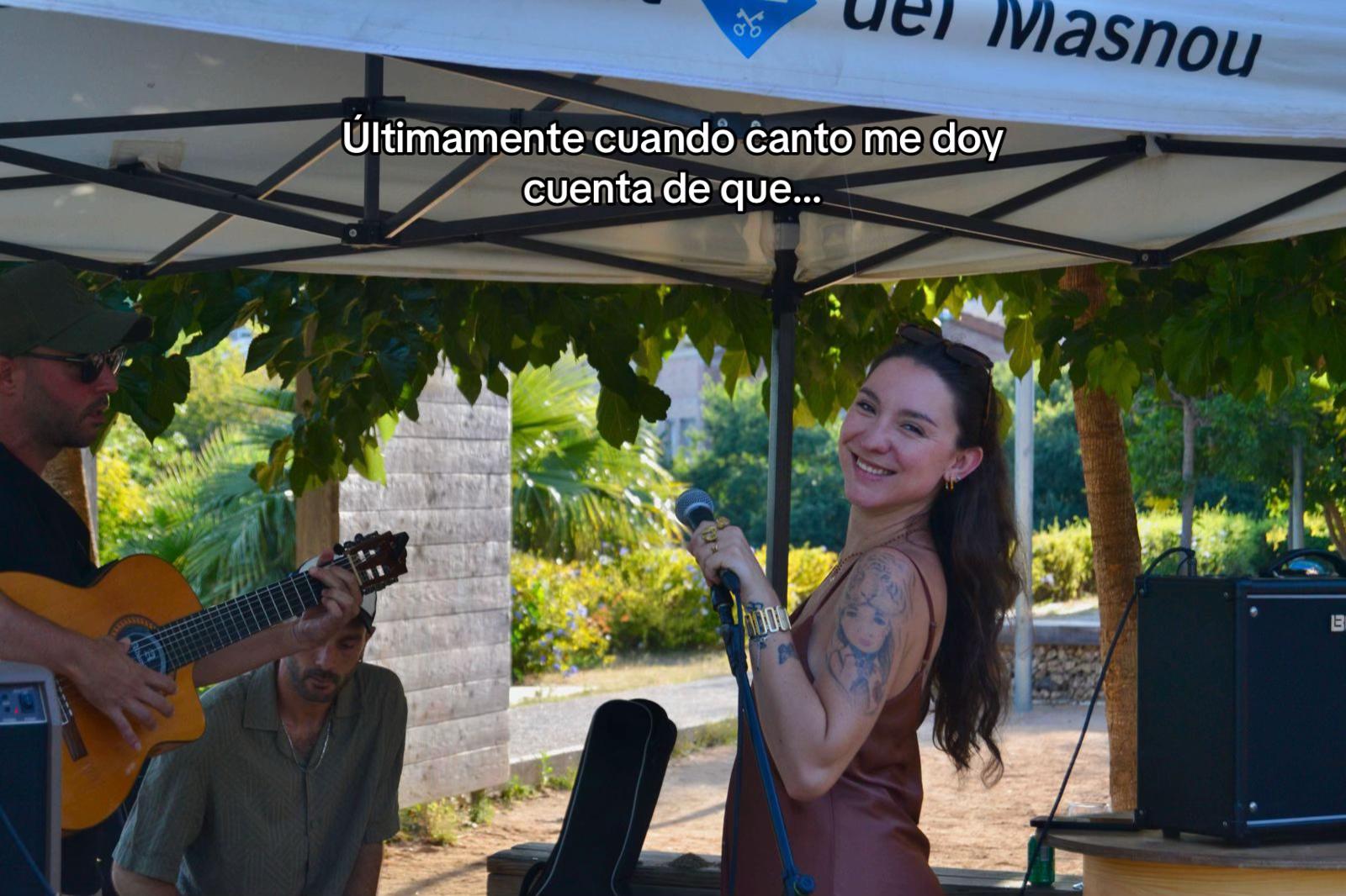@laauraalos