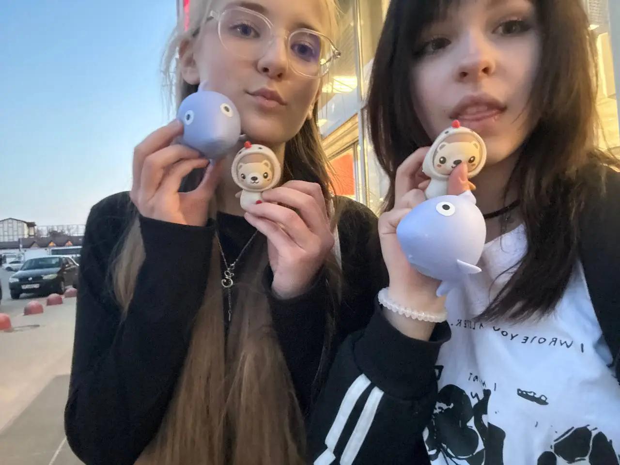@Лифонова