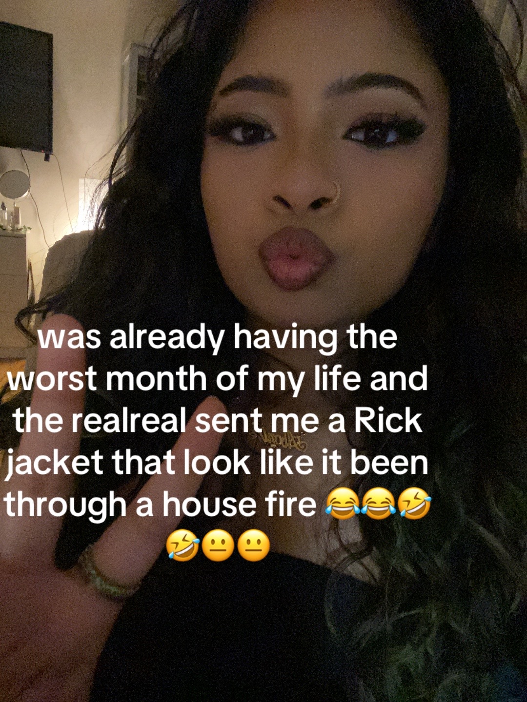 @:3
