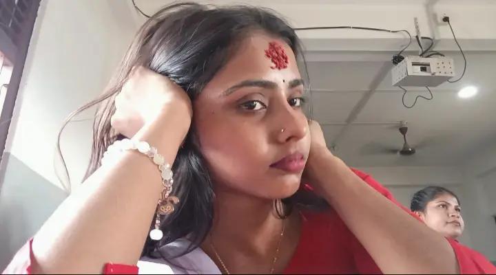 @rakhi thakur🌸🕊️