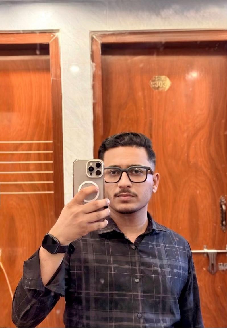 @Ariyan Khan Asif 🤍