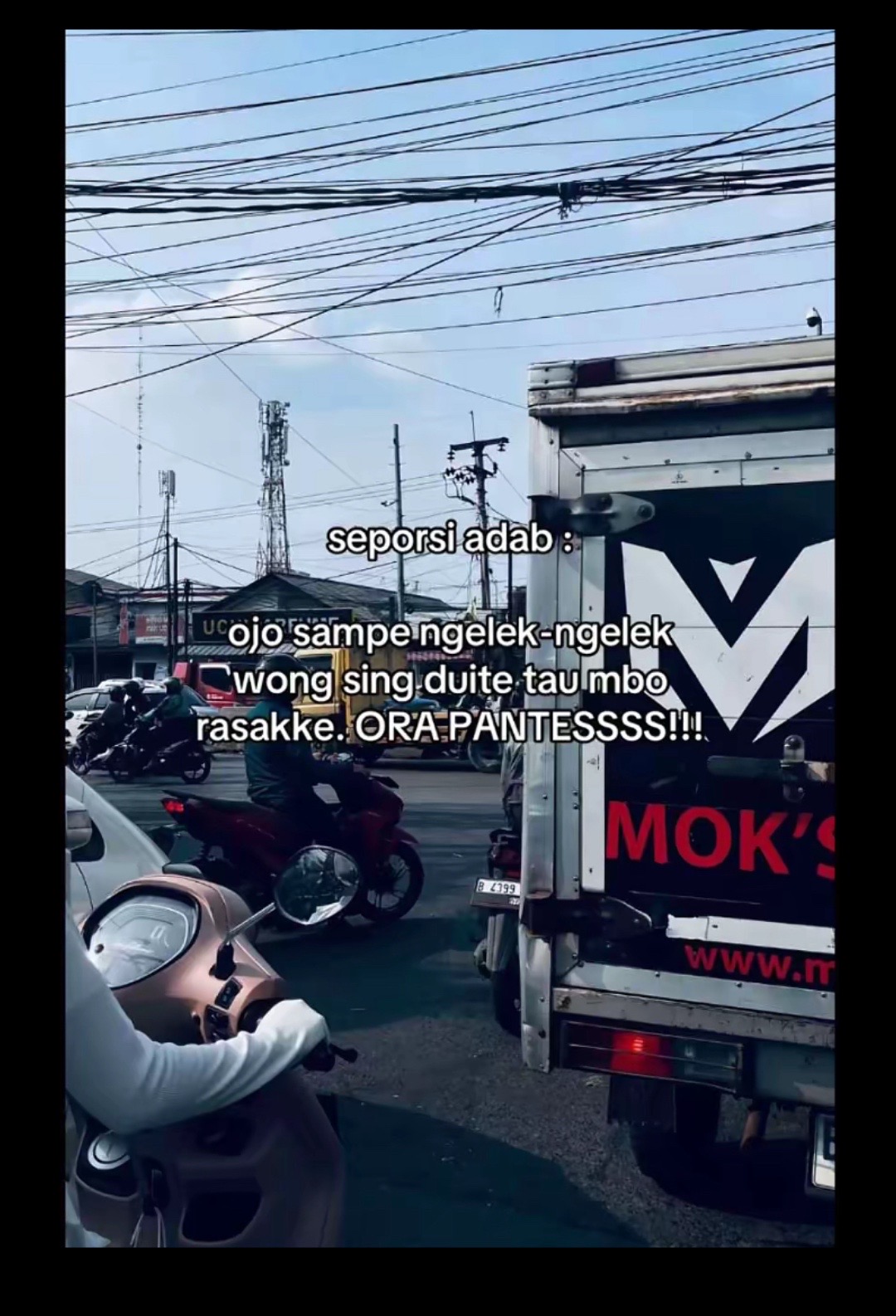 @Ayumoyy🇧🇳