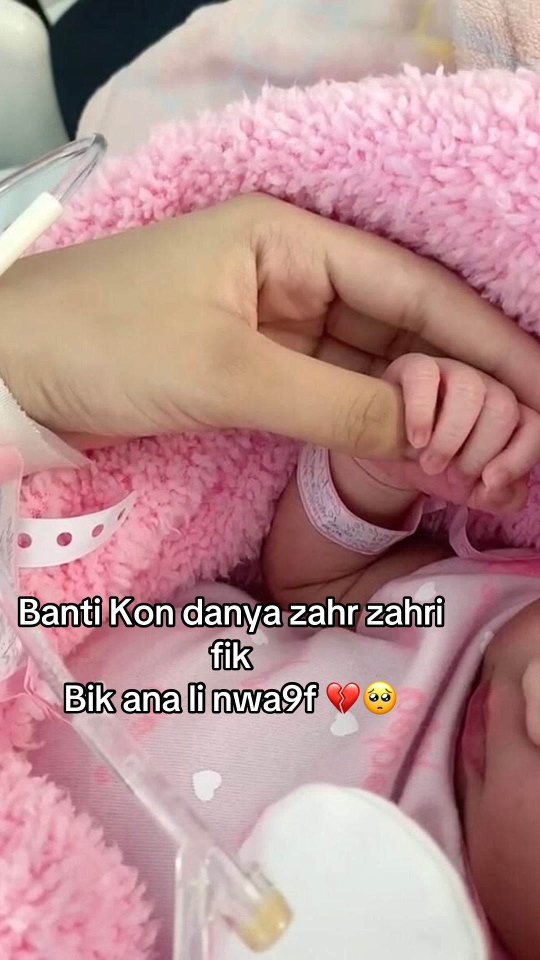 @Hind___Lk