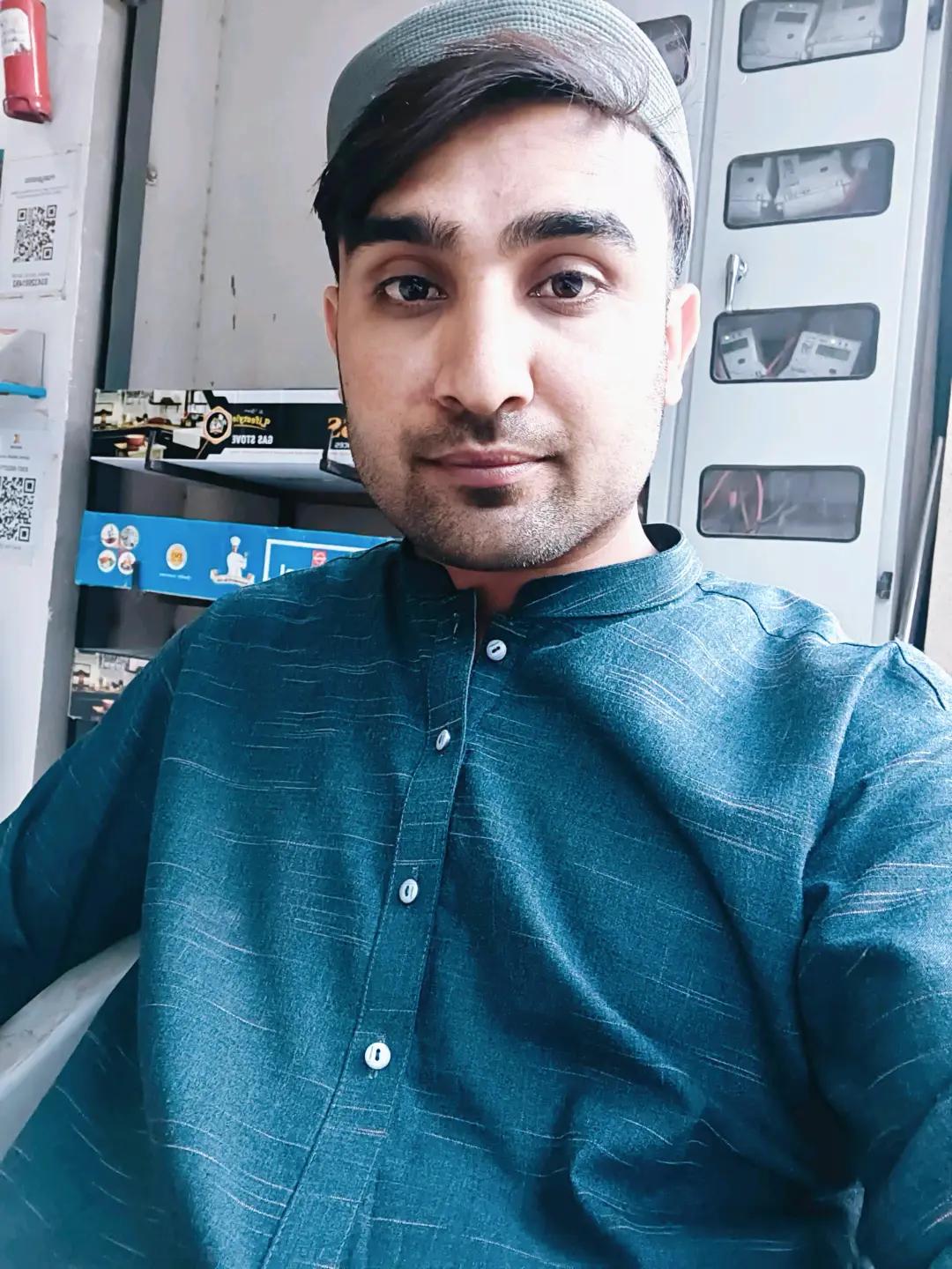 @نصرت