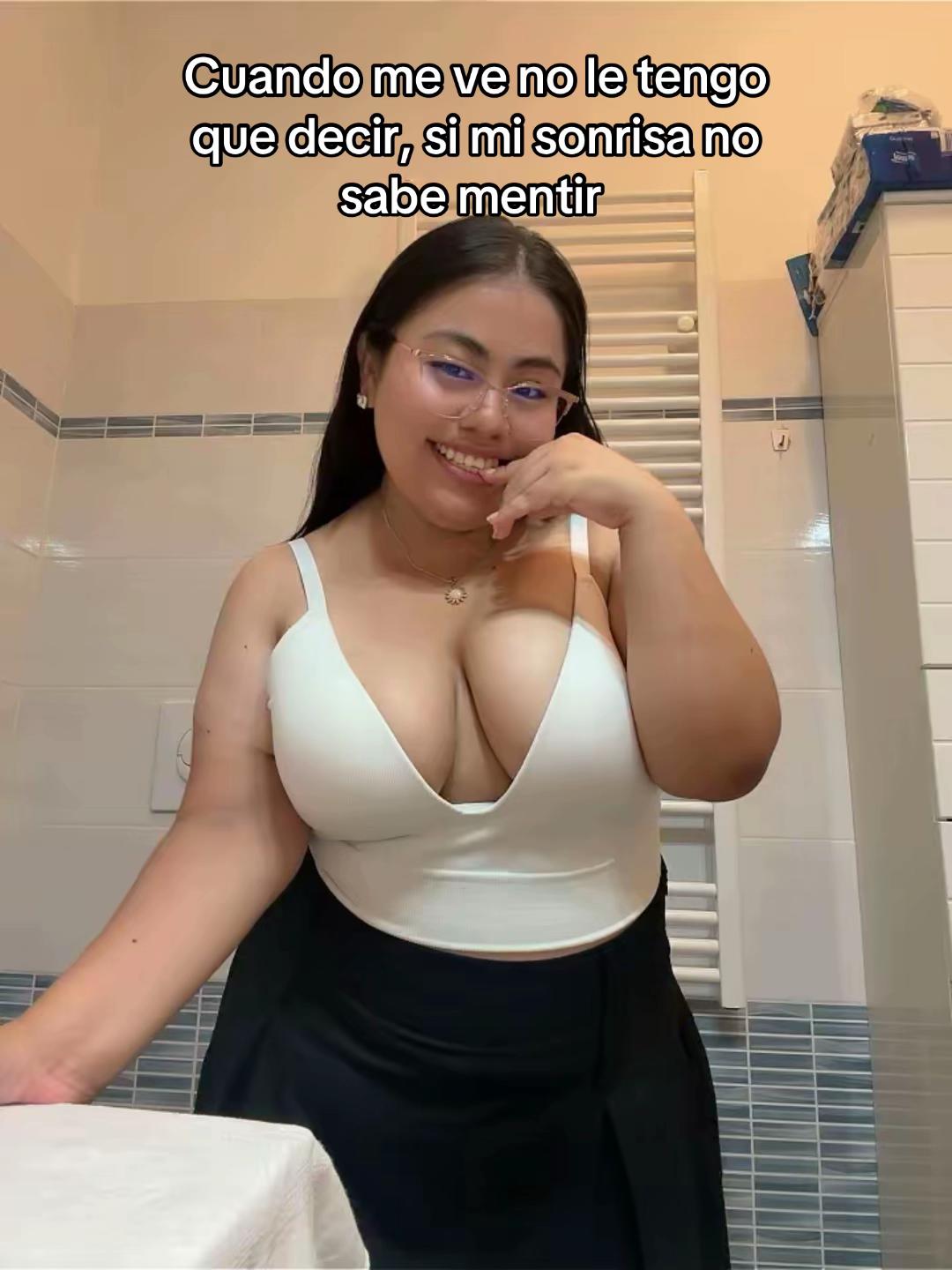 @Hilda🖤🌻