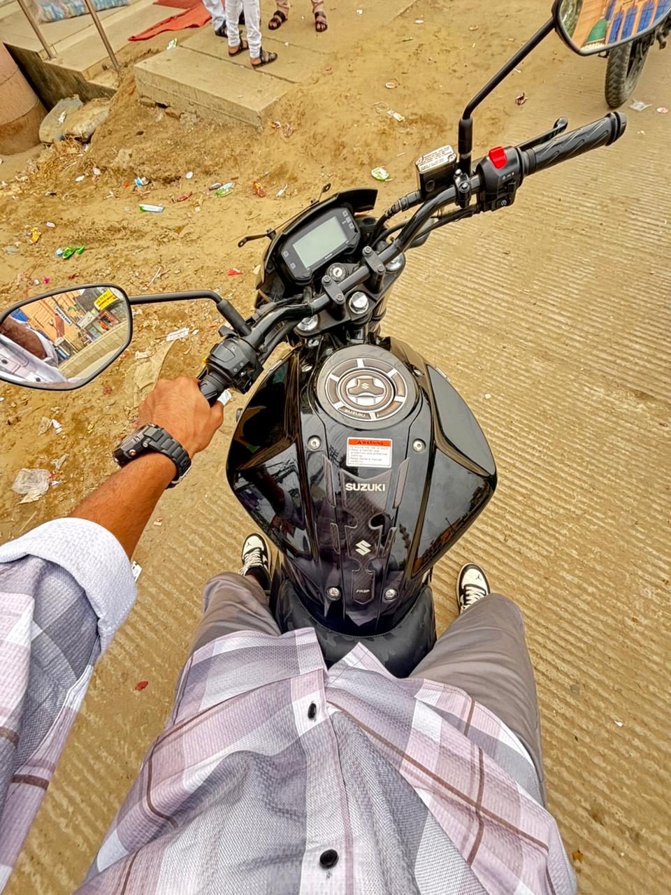 @𝑴𝒓.𝑺𝒐𝒖𝒓𝒂𝒗🇧🇩