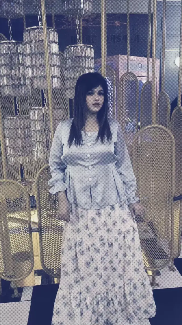 @Hira_10