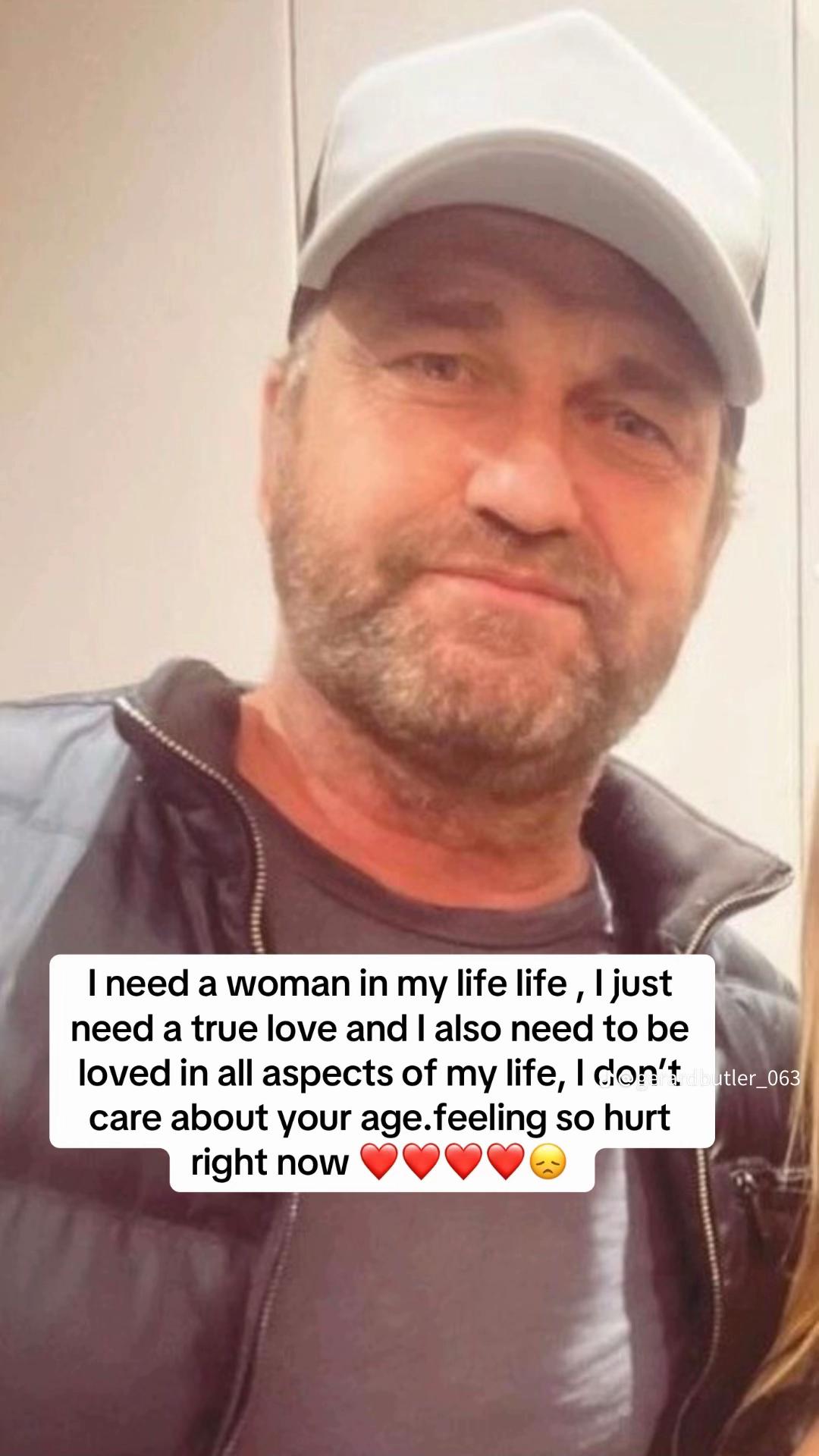 @Real Gerard Butler