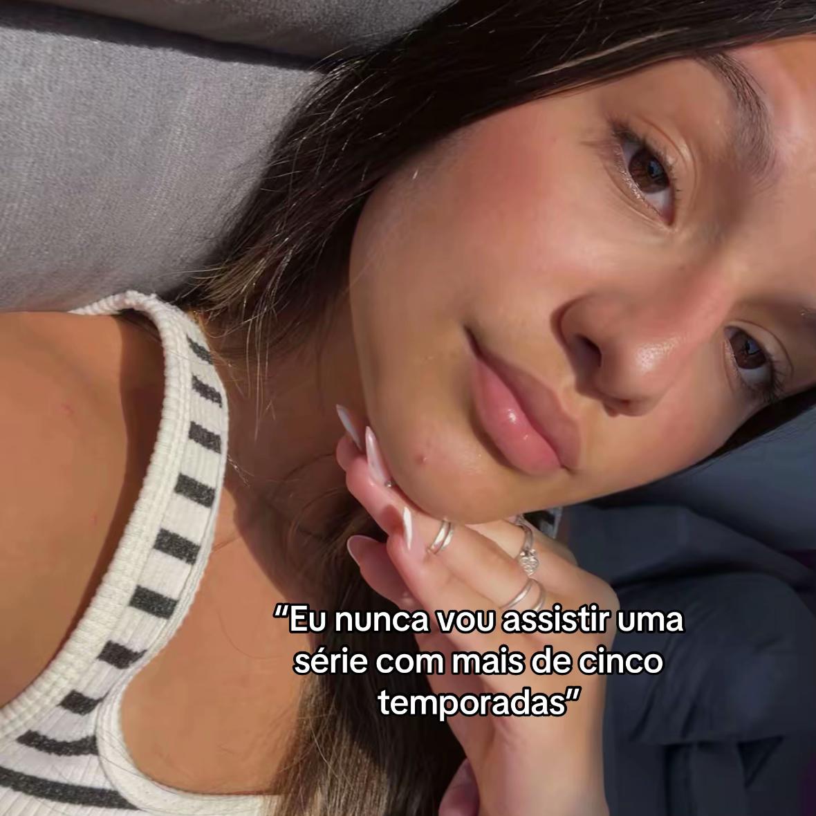 @Lari💕