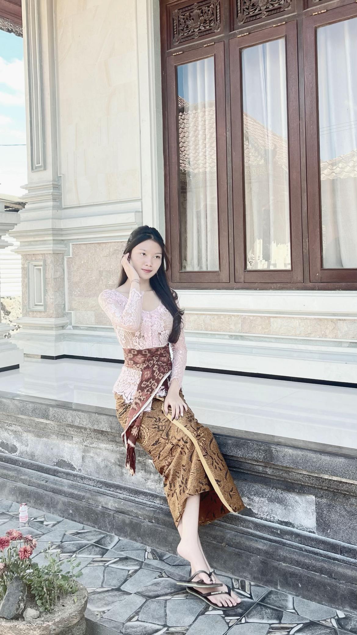 @ayundaa