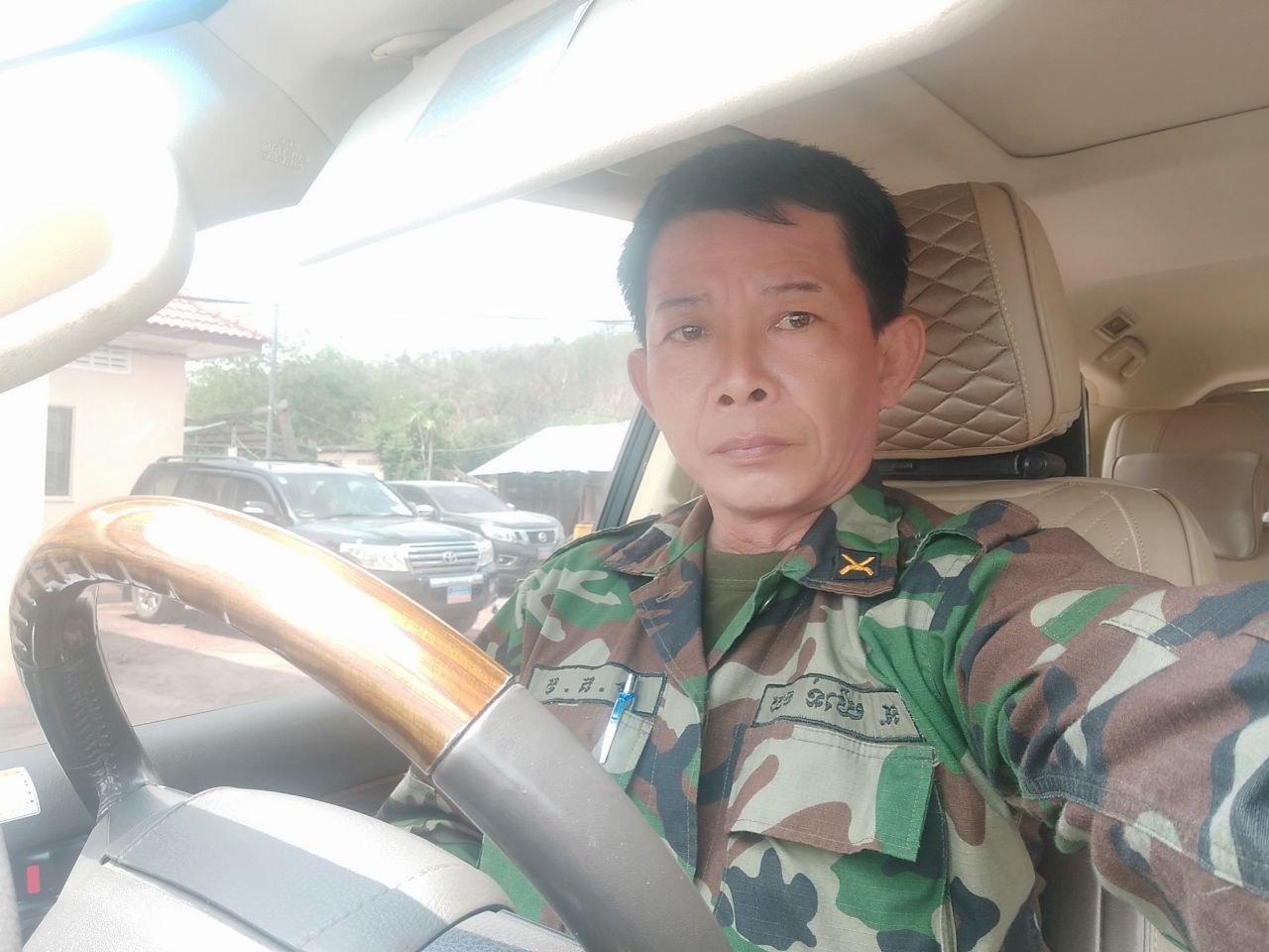 @យ៉ាន់ ចយ