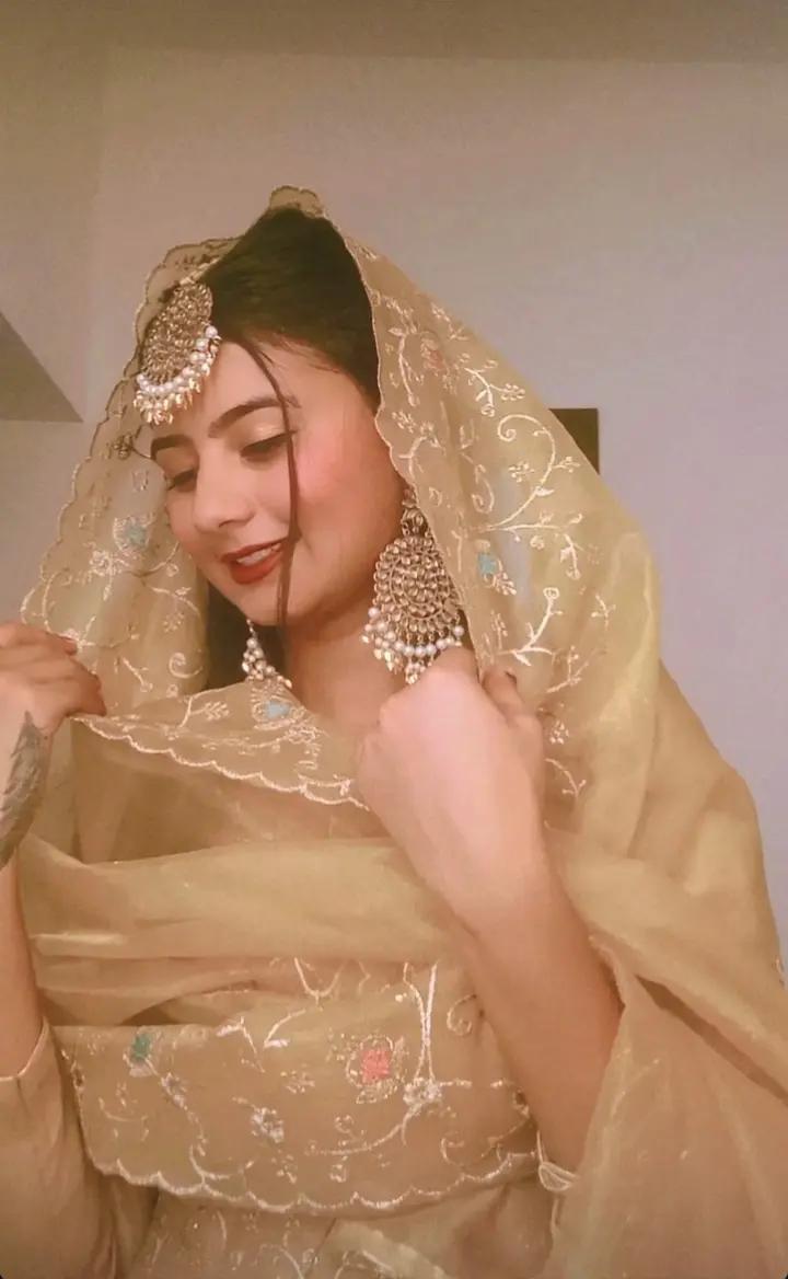 @Vishu Kaur🇧🇭