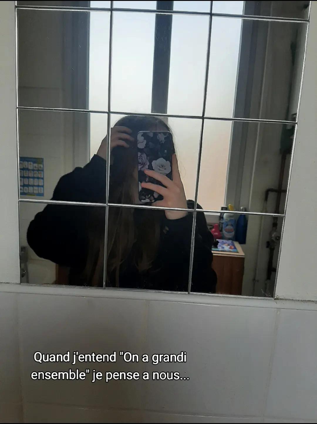 @ℰ𝓂𝒾 🦋
