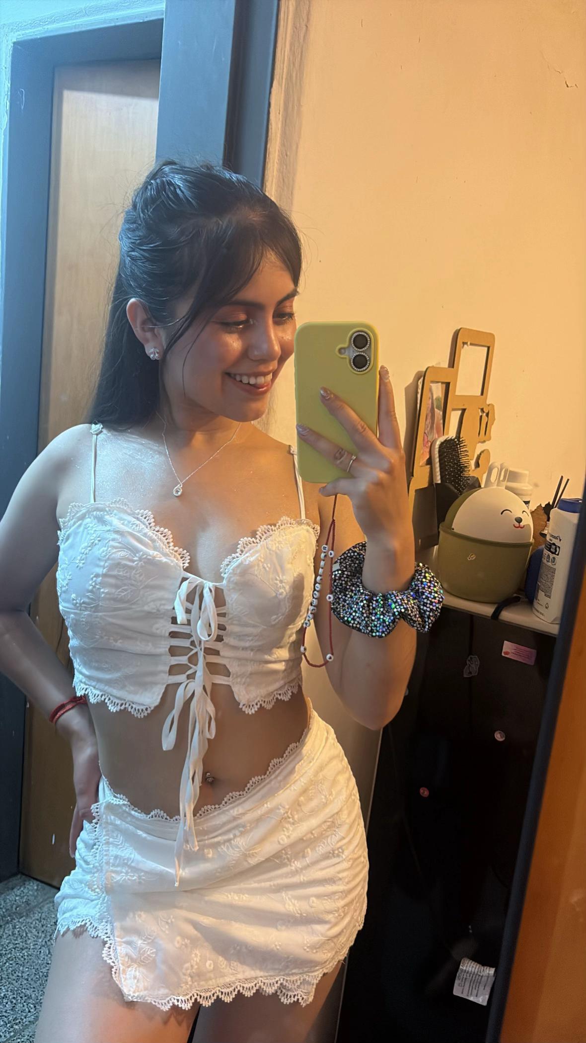 @yamiladiaz3095