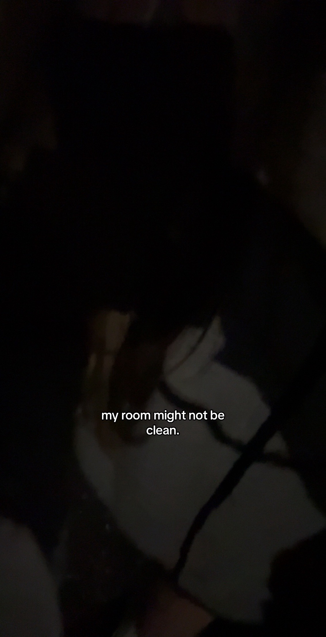 @ꨄ.
