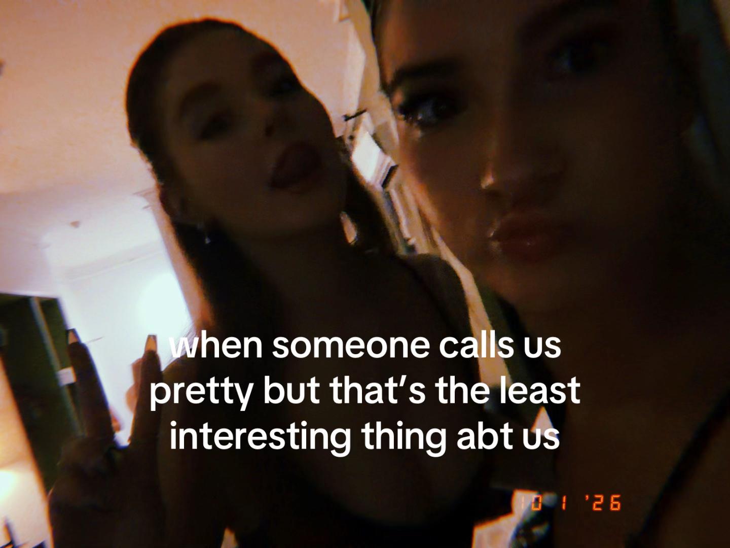 @chloe
